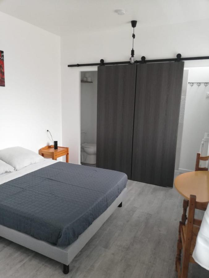 Le Breton Hotel Basse-Indre Eksteriør billede